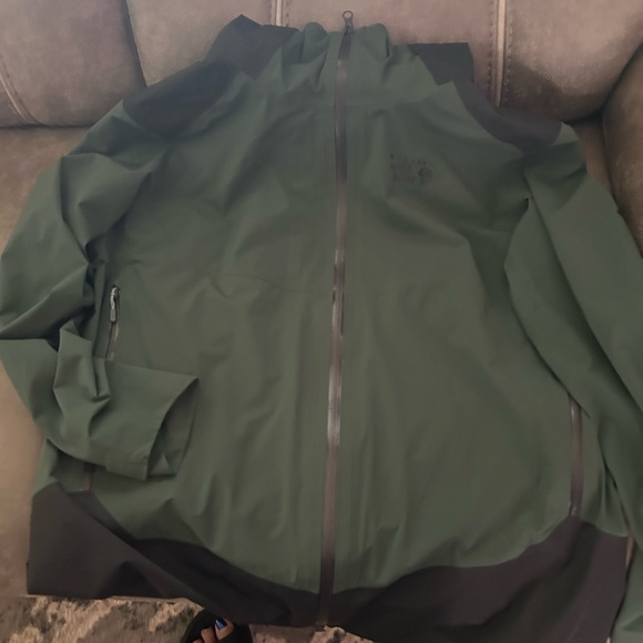 Mountain hardwear shell hoodie - Picture 2 of 9